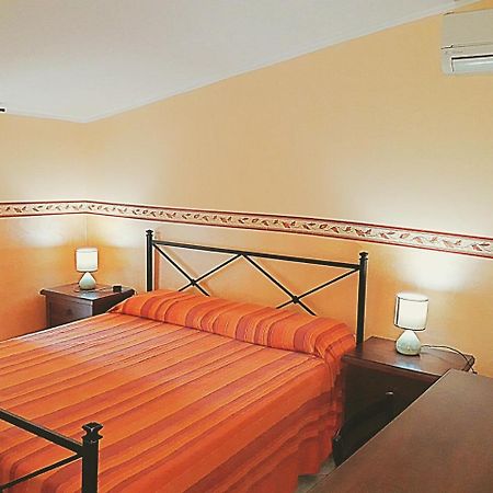 Bed And Breakfast Gigi 富尔奇西库洛 外观 照片