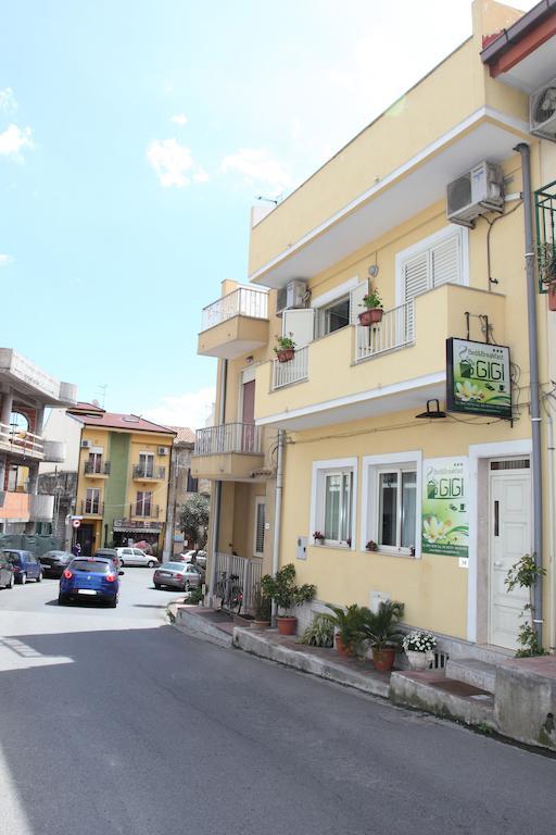 Bed And Breakfast Gigi 富尔奇西库洛 客房 照片